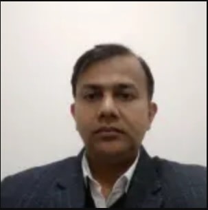 Dr-Naveen-Gupta-Opthalmology