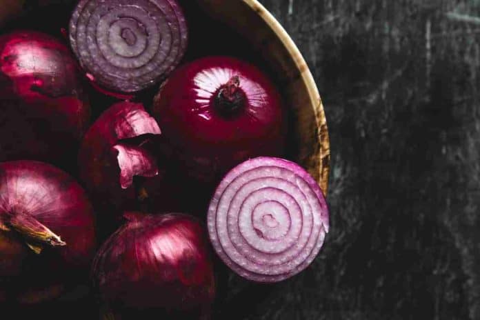 onions on the chest can cure cough