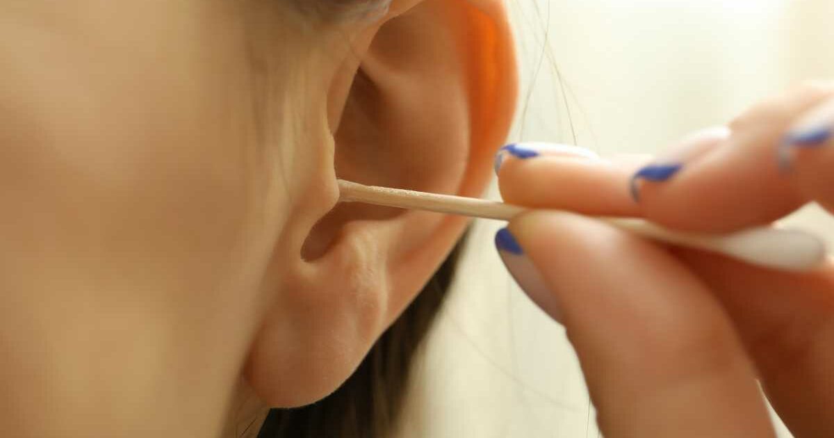 Fact Check Can you put Vicks Vaporub in ear to cure pain? THIP Media