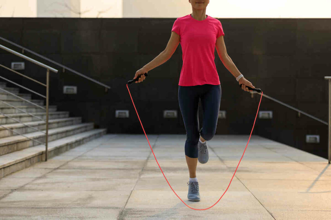 Does jumping ropes alone help reduce belly fat? THIP Media