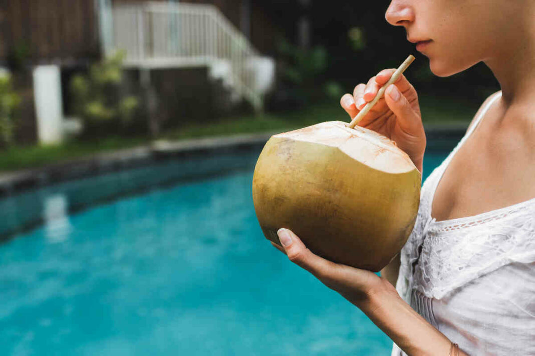 drinking coconut water everyday can cure acne