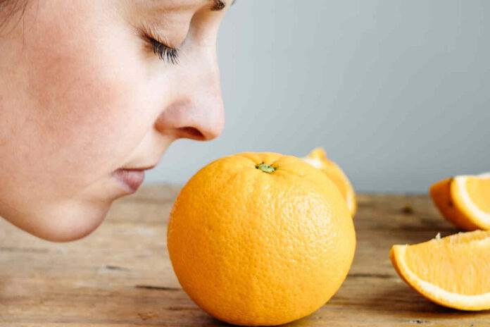 eating oranges daily can cure period pain