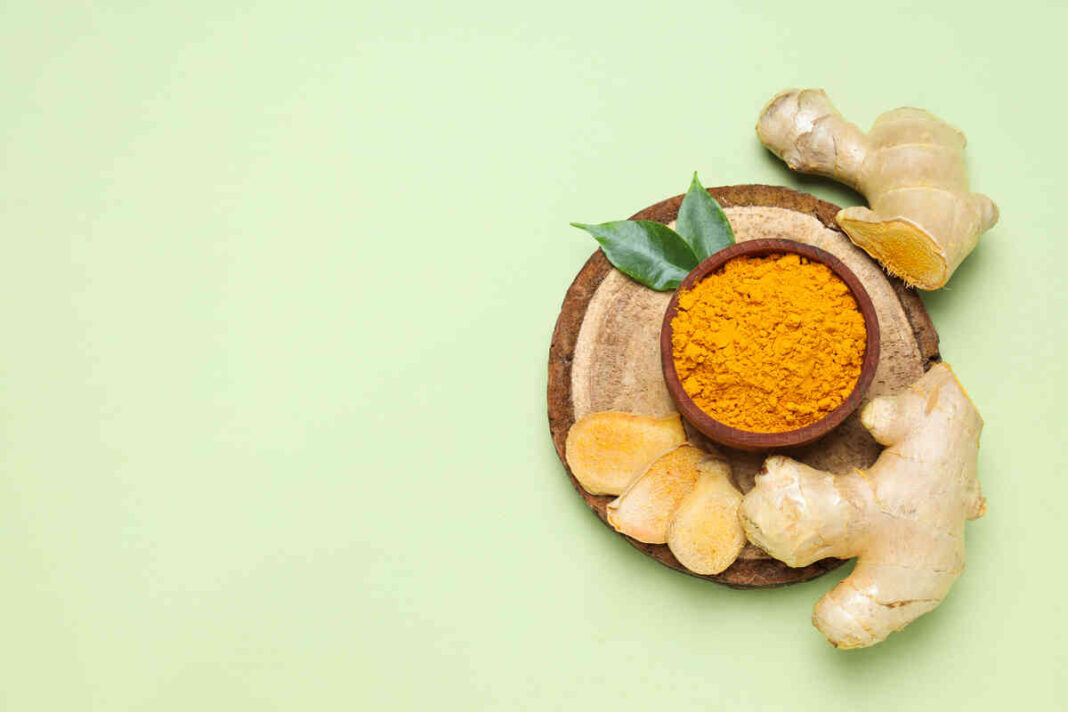 ginger and turmeric can instantly cure a cough
