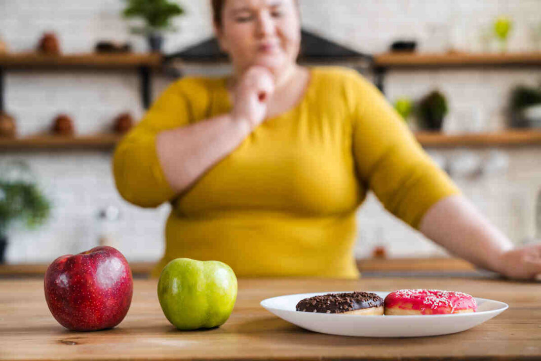 Fact Check: Can eating three times a day make you sick?