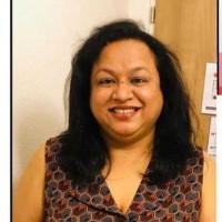 Dr. Shalini Aggarwal - Endodontist