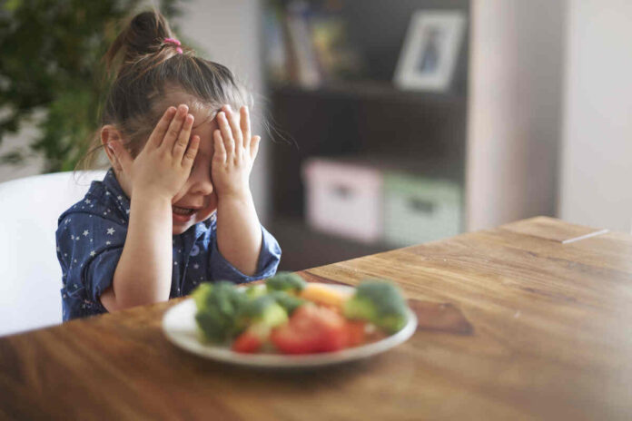 Kid refusing to eat