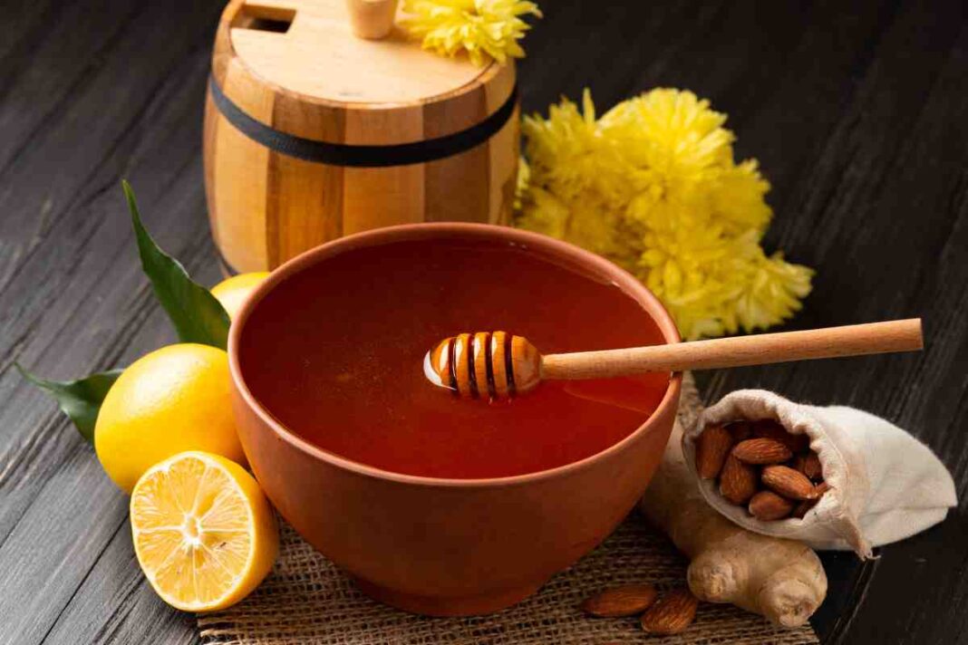 honey and lemon for pigmentation