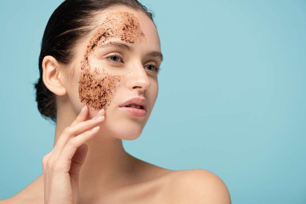 coffee foam whitens skin