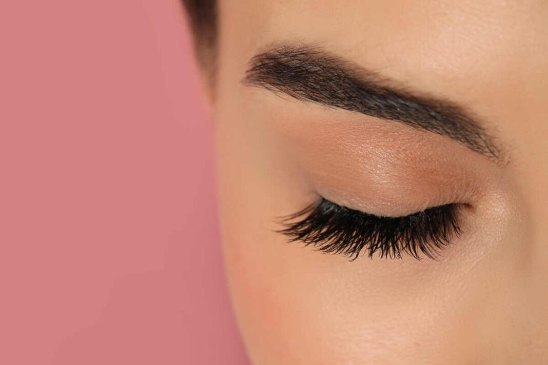 Eye lashes